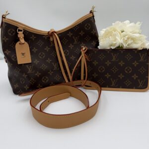 Louis Vuitton Carryall PM w/ Pouch