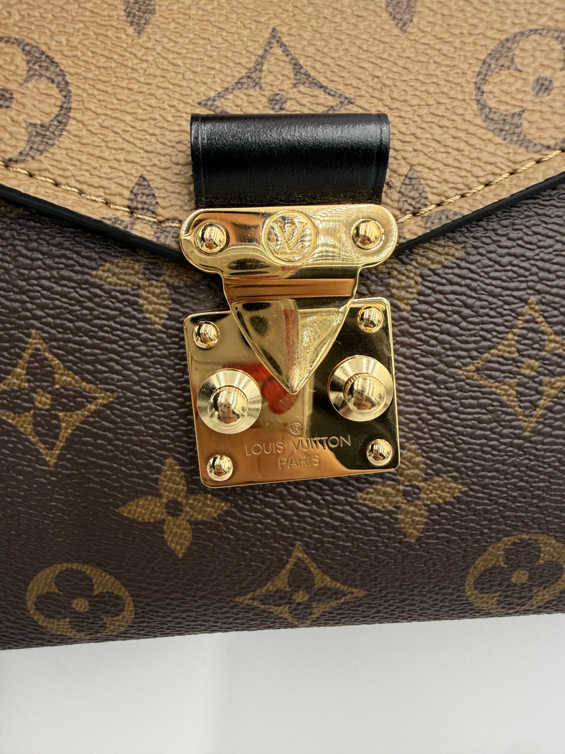 Louis Vuitton Pochette Metis Reverse - Image 3