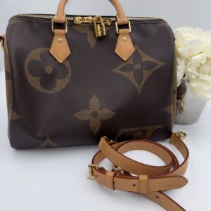 Alternative view of Louis Vuitton Giant Reverse Speedy 30