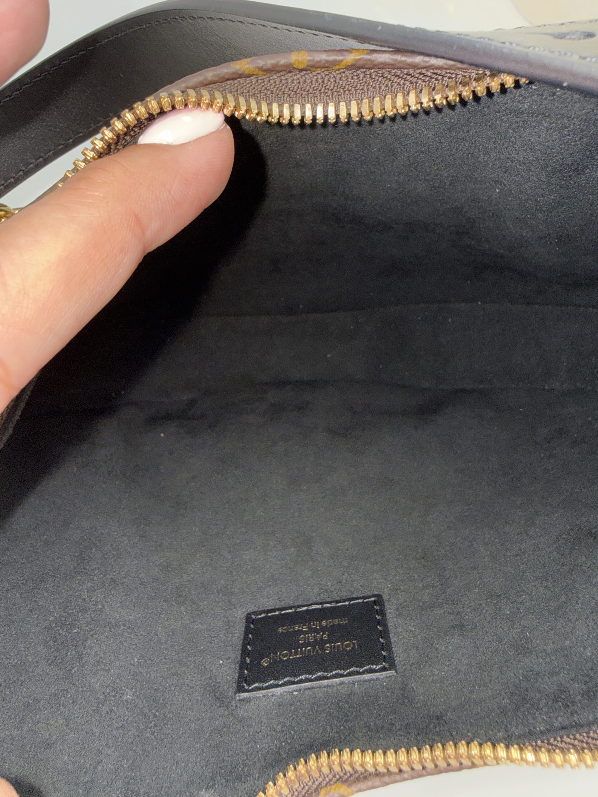 Louis Vuitton Cookie BB - Image 5