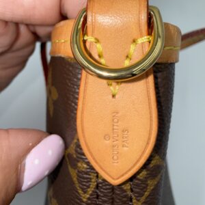 Louis Vuitton Neverfull BB - Image 4