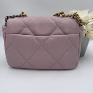 Alternative view of Chanel 19 Medium