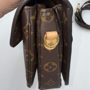 Louis Vuitton Pochette Metis - Image 5