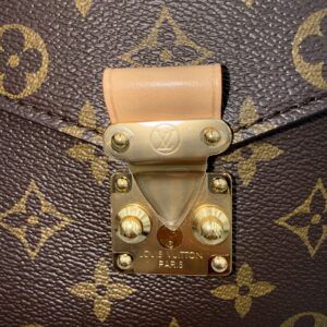 Louis Vuitton Pochette Metis - Image 5