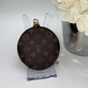 Louis Vuitton Round Coin Purse - Image 2