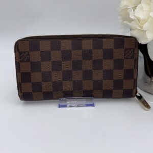 Alternative view of Louis Vuitton Long Zippy Wallet