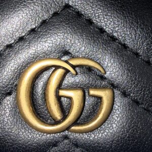 Gucci Compact Wallet - Image 3