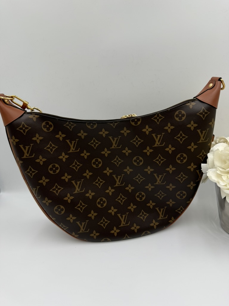Louis Vuitton Loop Hobo - Image 2