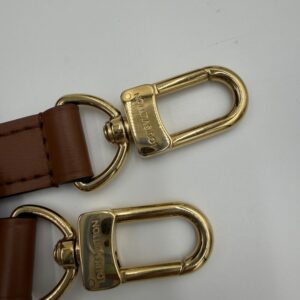 Louis Vuitton Loop Hobo - Image 6