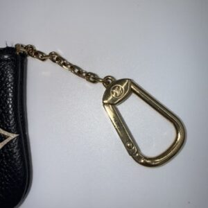Louis Vuitton Bicolor Key Cles - Image 4