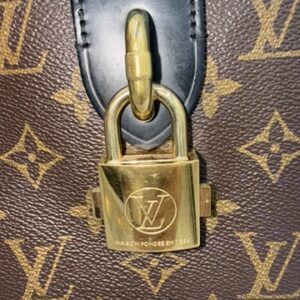 Louis Vuitton Bento Box - Image 3