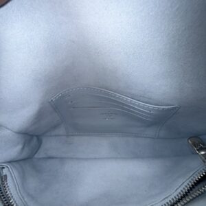 Louis Vuitton Ivy WOC - Image 5
