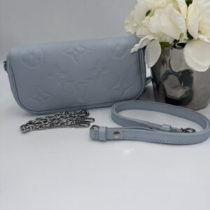 Alternative view of Louis Vuitton Ivy WOC