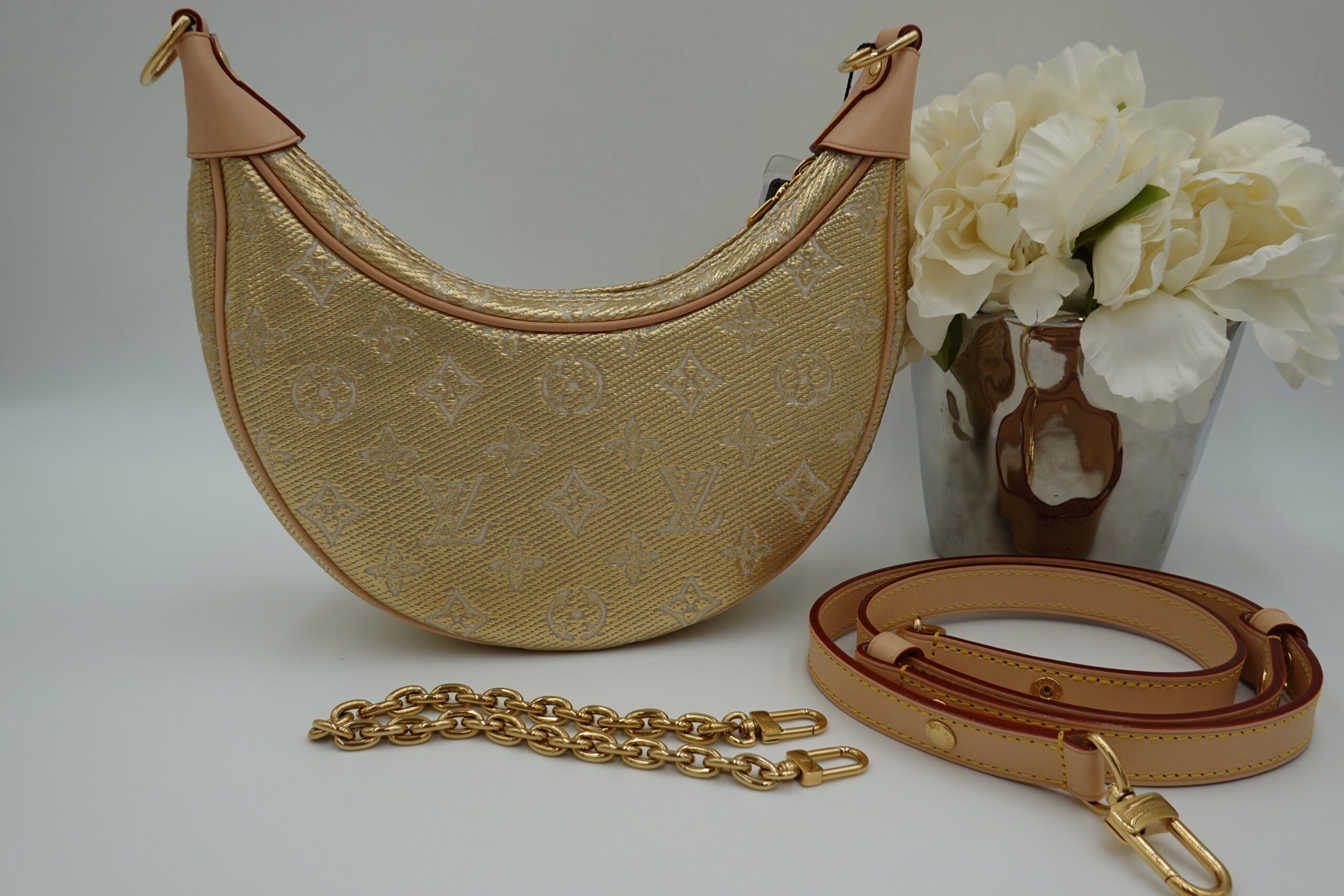 Louis Vuitton Monoglam Loop PM - Image 2