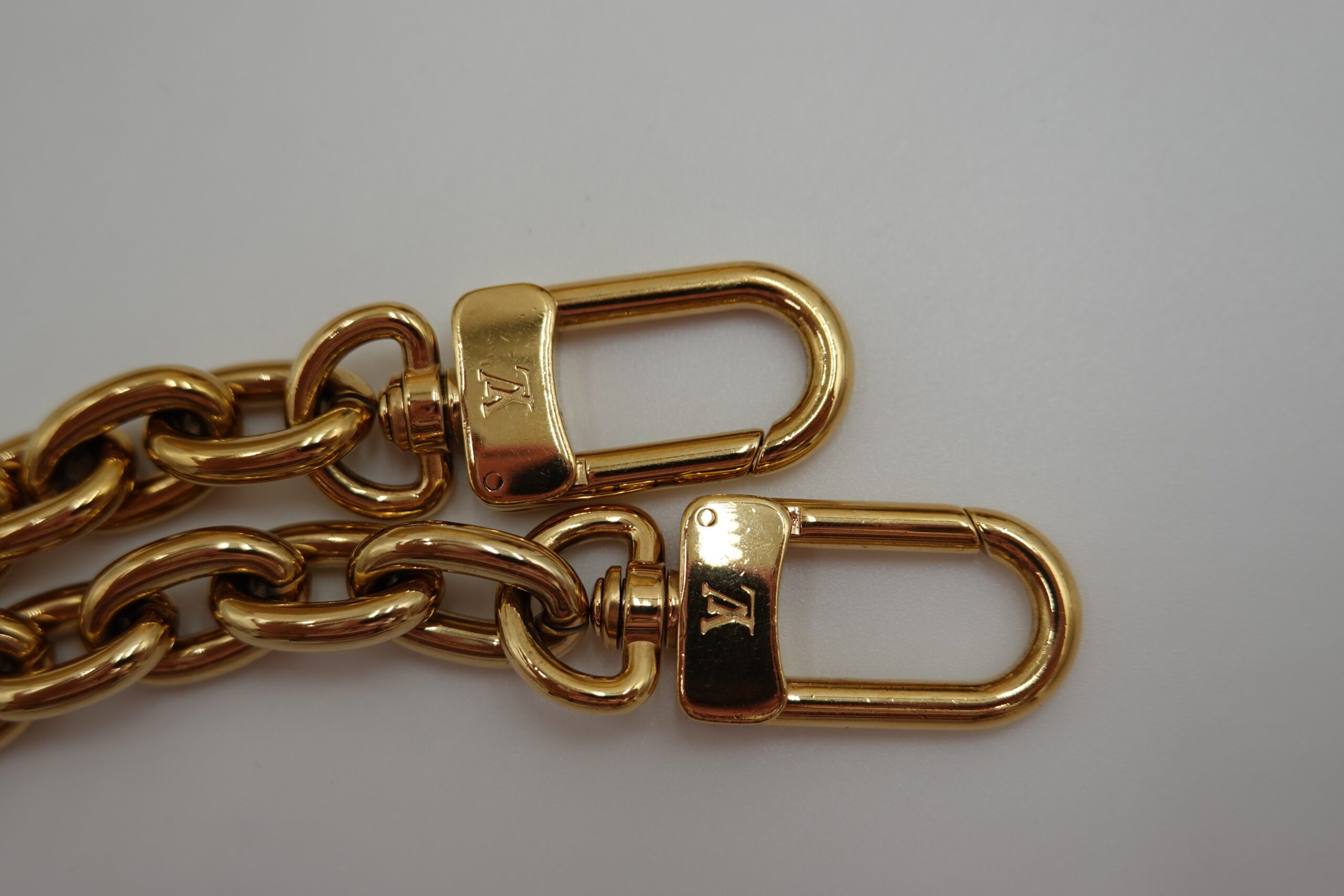 Louis Vuitton Monoglam Loop PM - Image 7