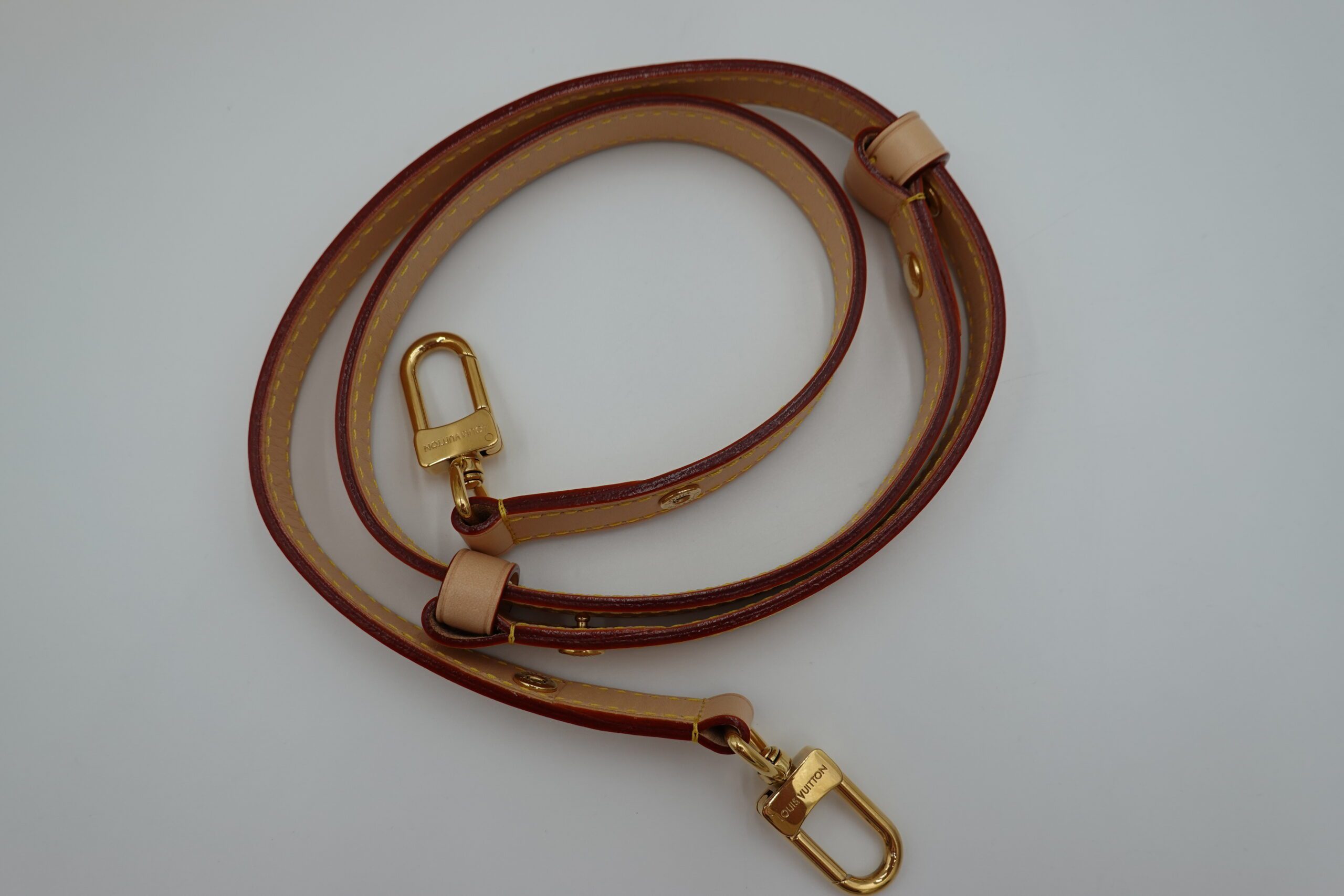 Louis Vuitton Monoglam Loop PM - Image 8