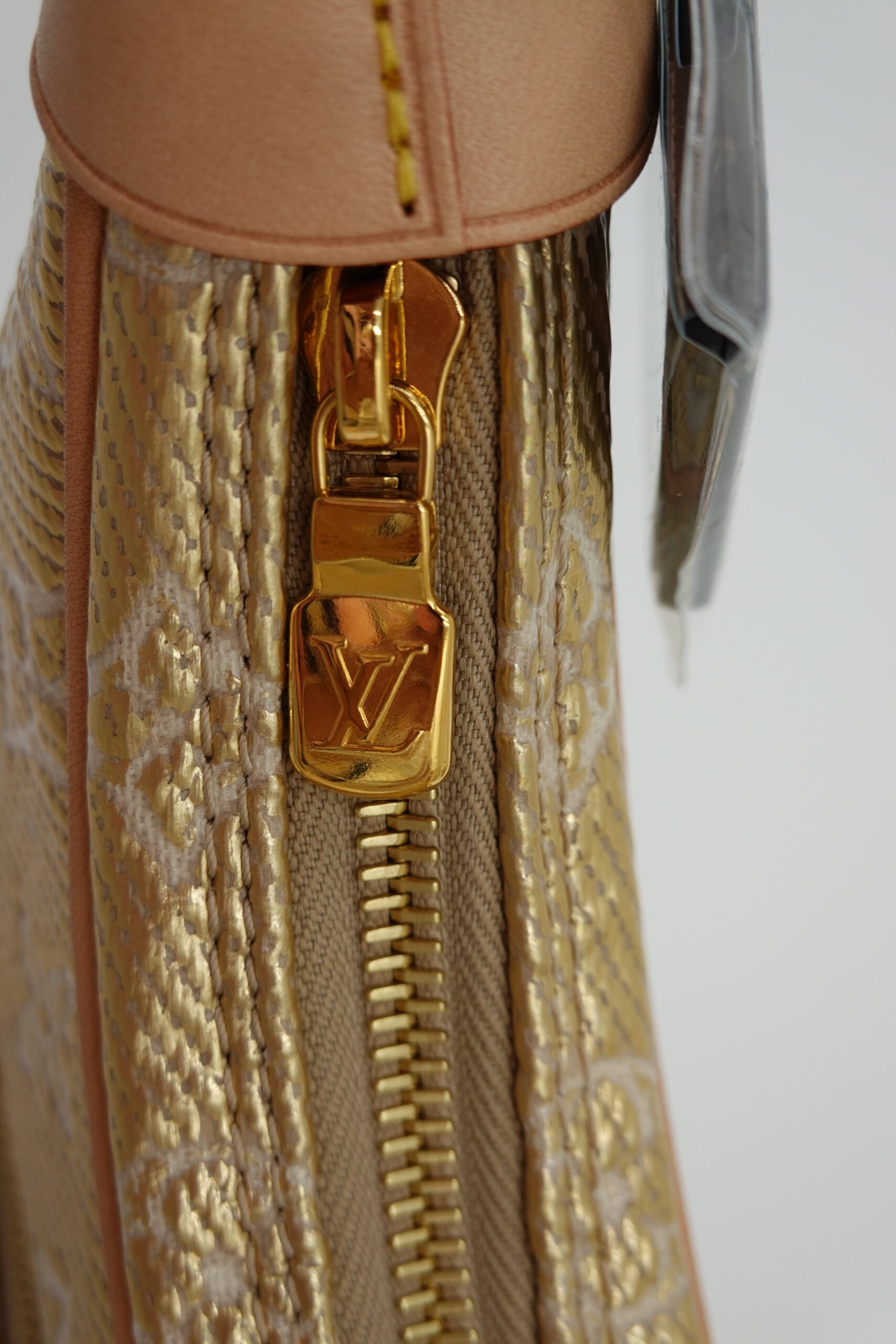 Louis Vuitton Monoglam Loop PM - Image 5