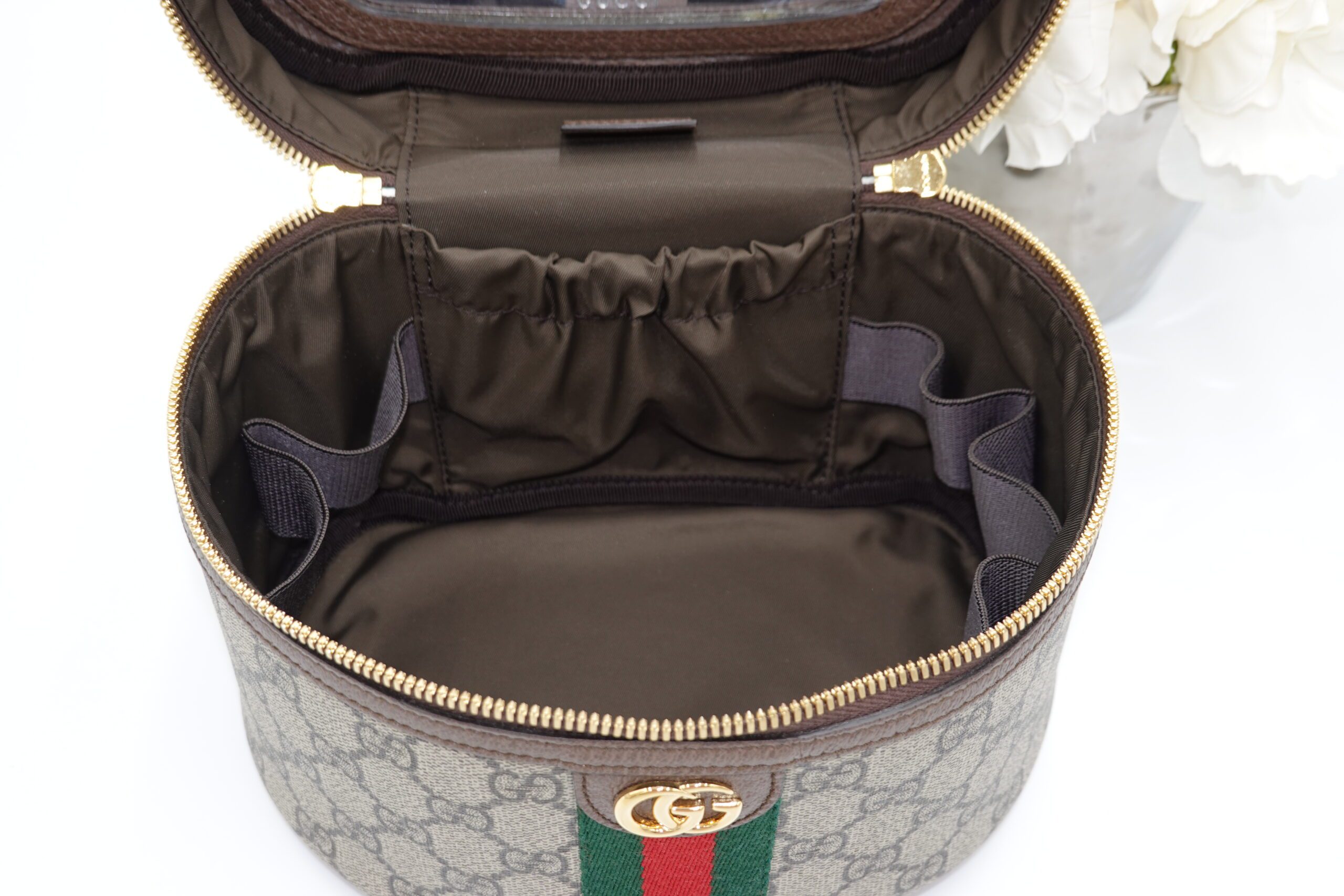 Gucci Vanity - Image 5