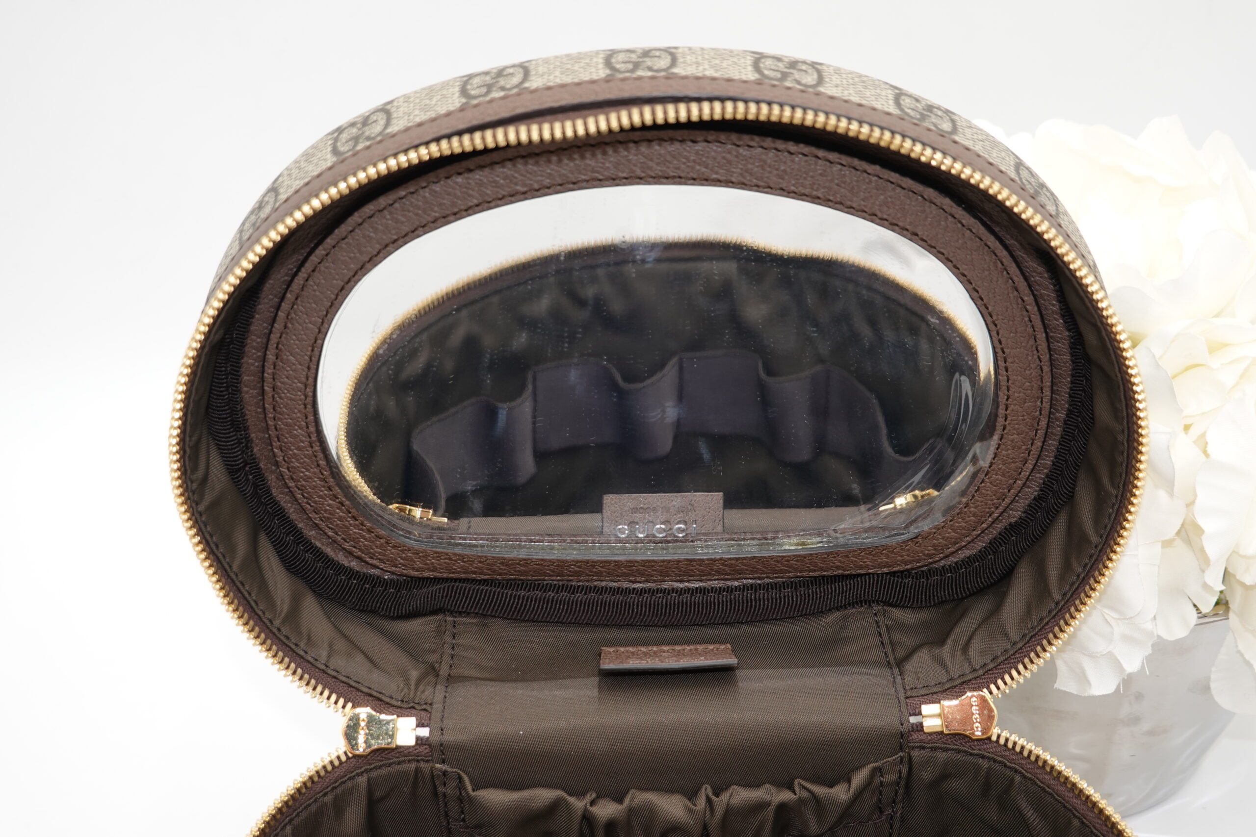 Gucci Vanity - Image 6